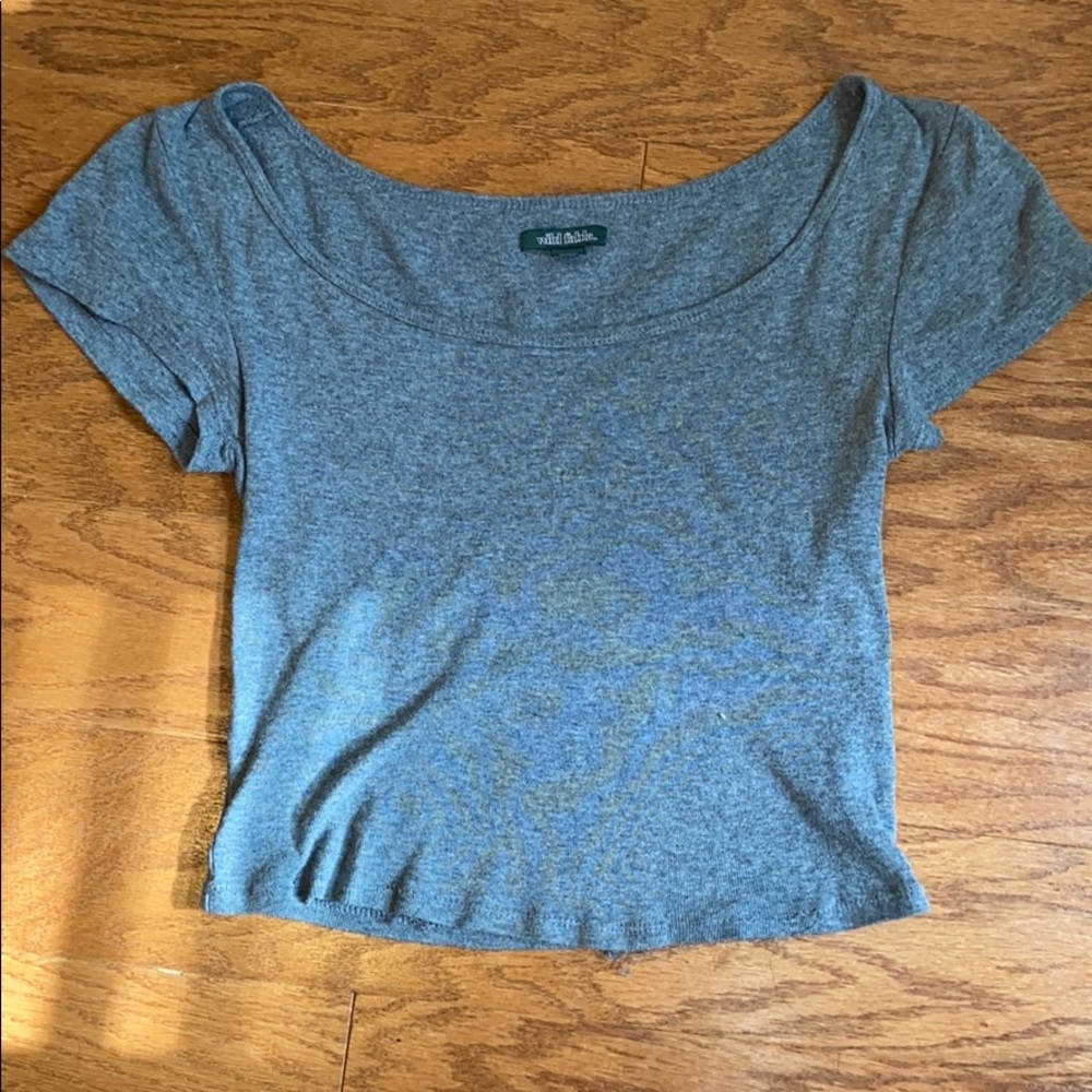 basic grey tee!!